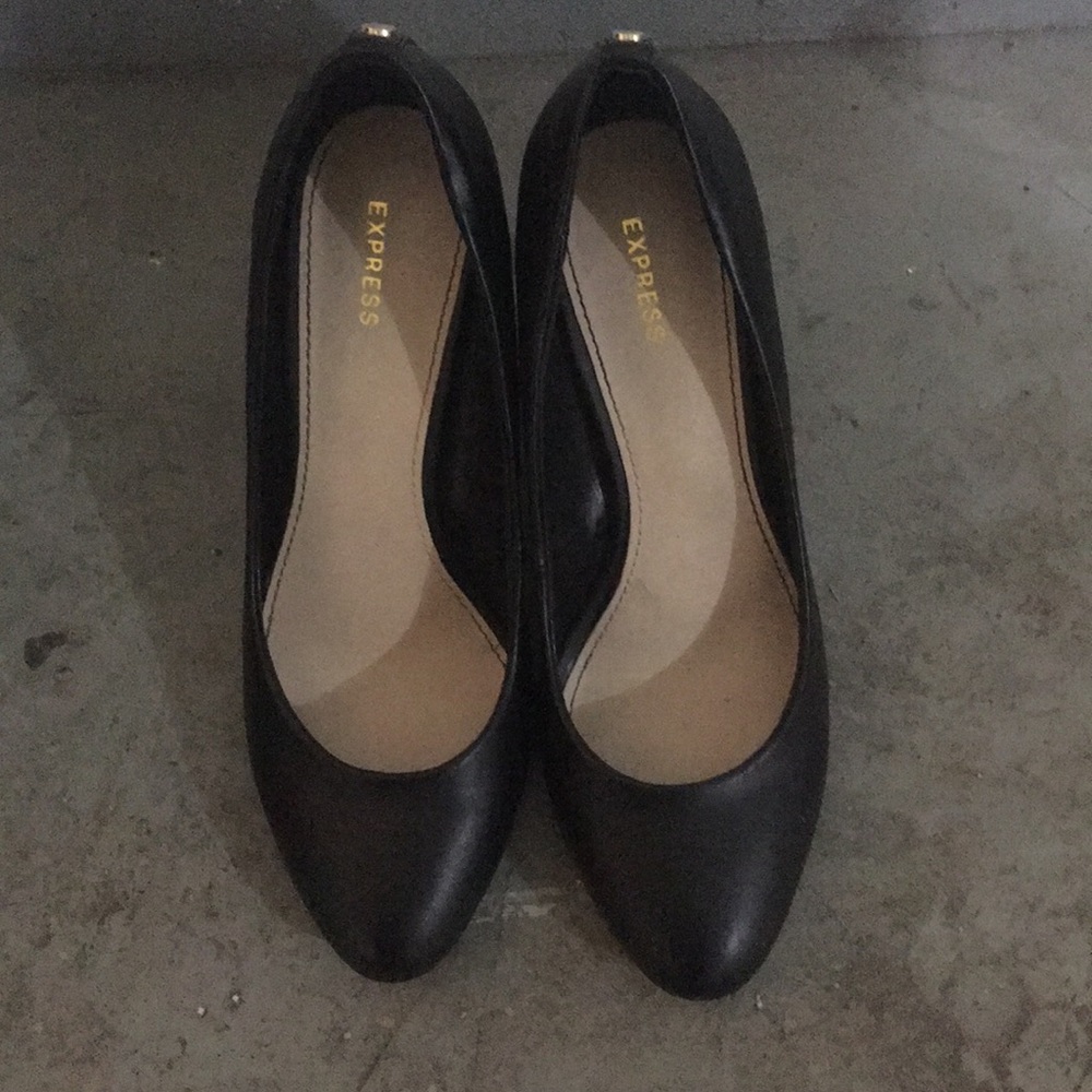 Black heels